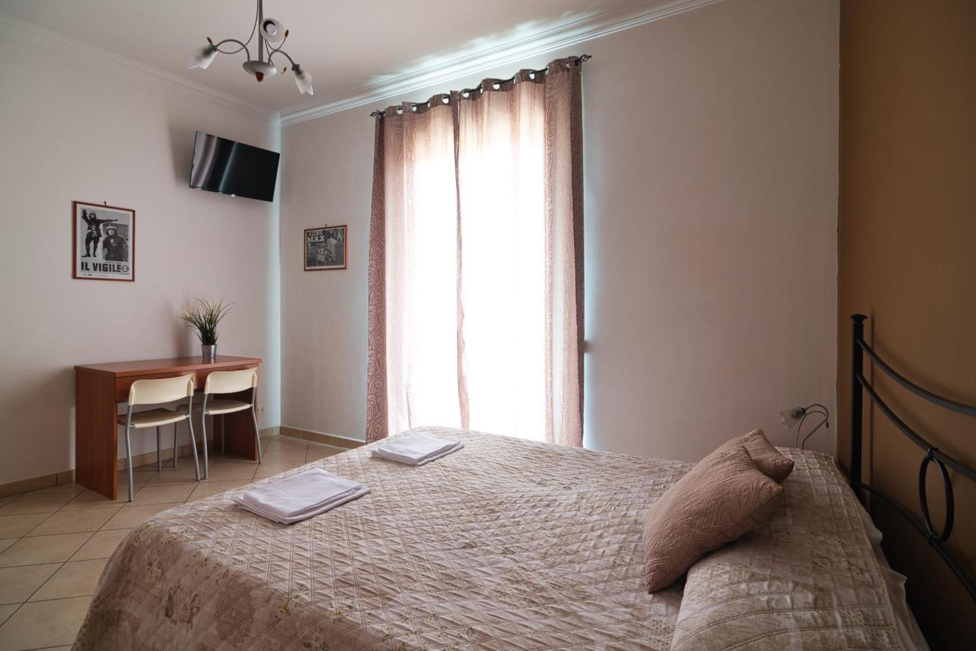 Готель La Casa Degli Artisti 1 Неттуно Екстер'єр фото